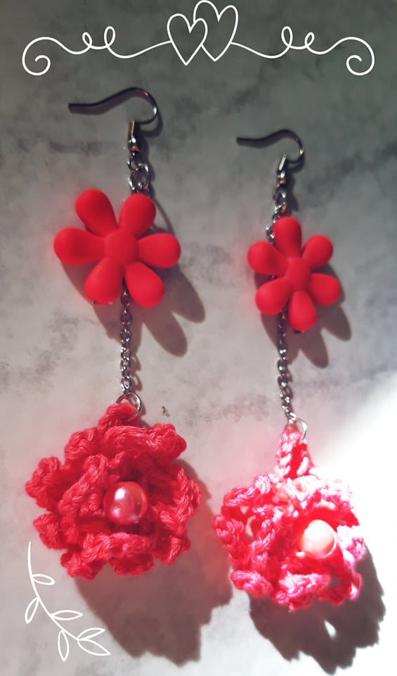 Orecchini In cotone a fiore